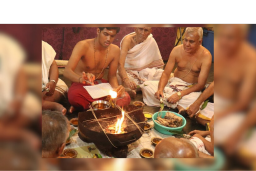 Live Homam
